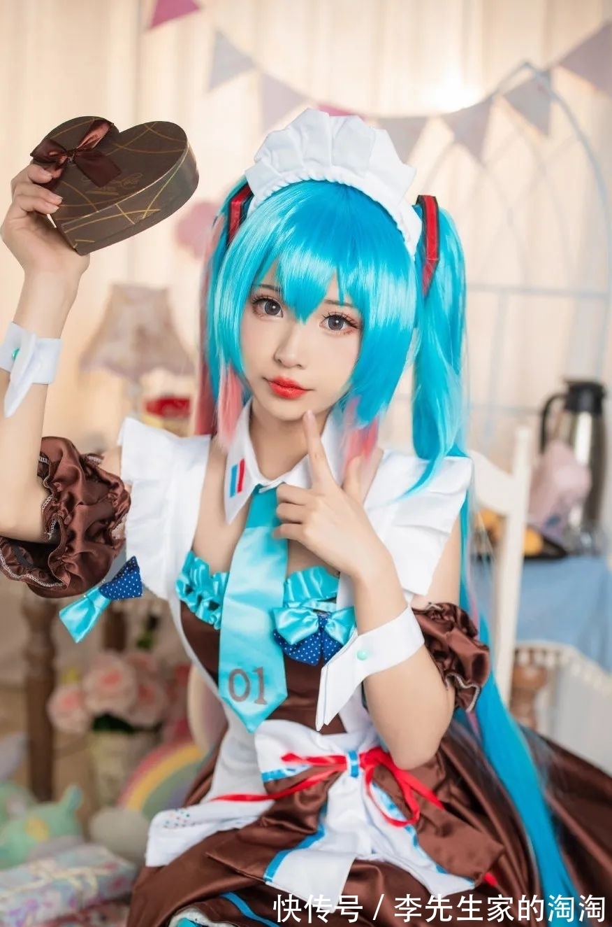 cos：初音未来巧克力女仆cos正片@MAY为穷所困