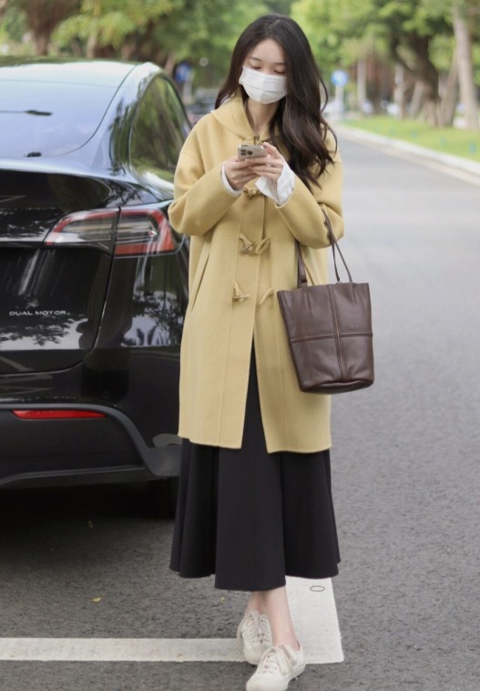 半身裙 大衣配半身裙才是新年标配,温柔优雅又得体,轻松穿出气质美