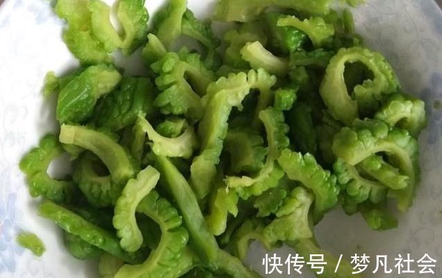 血糖稳定|高血糖最怕这个菜,56岁叔叔血糖高,隔三差五吃,血糖稳定4.0!