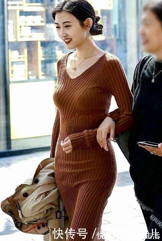 小姐姐 百变小姐姐的时尚魅力,气场也有一米八