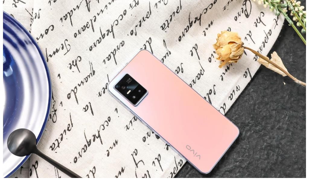 vivo|解锁vivo S10 Pro遇光变色的秘密：光致变色技术