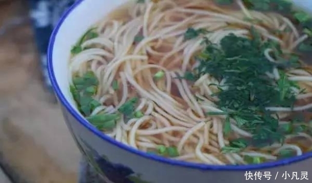 经典美食,阳春面最简单的做法,简单又美味,大人和孩子都爱吃!