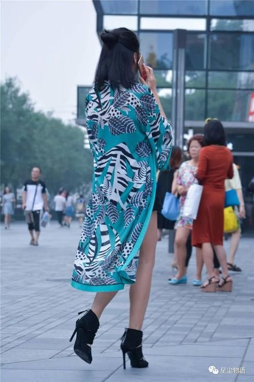 细高跟凉鞋，短靴的风格设计，百搭又时尚的款式