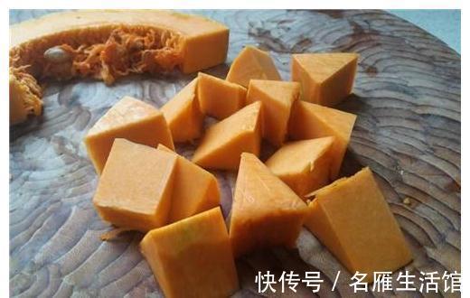 小米粥|小米和它煮,是“美肤大王”,皮肤嫩滑细腻紧致,气色好!