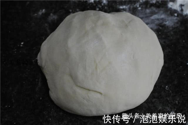 儿子最爱的早餐,不放一滴水,柔软又蓬松,空口就能吃5个!