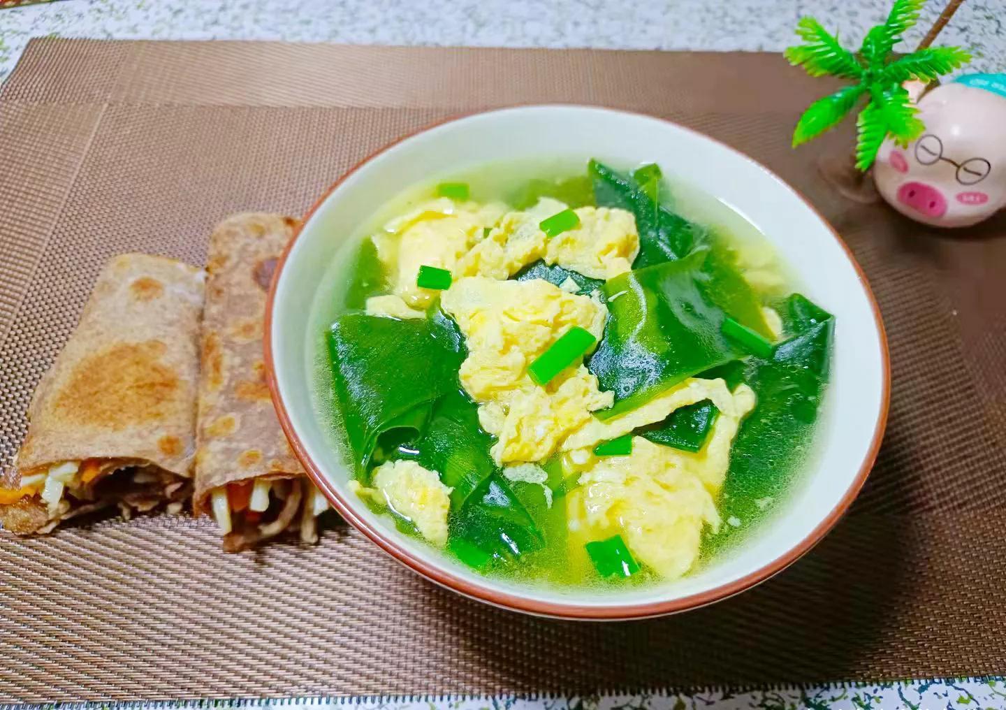 寒露后，晒晒给家人准备的轻食餐，网友说：好羡慕