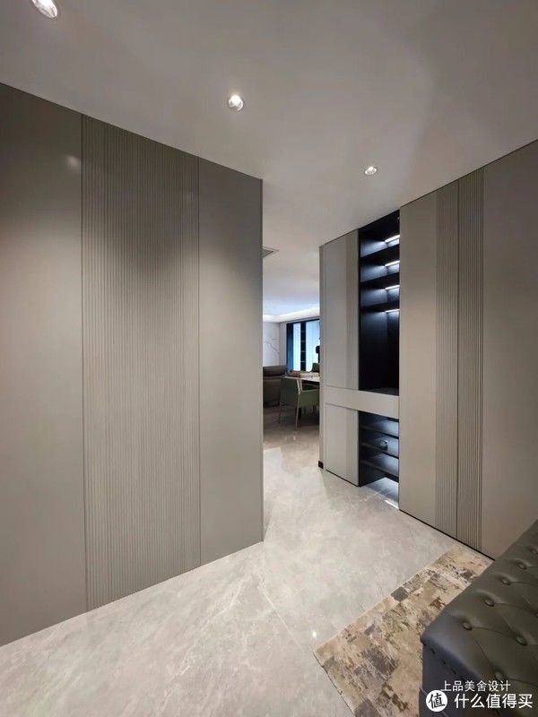 客餐厅|看了长沙夫妻的极简风,才知道什么是“网红”装修,隐形墙很惊艳