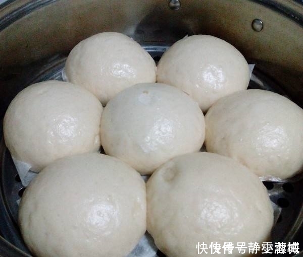 发面速度太慢别只放酵母,多加这“两样”,不到半小时发满盆