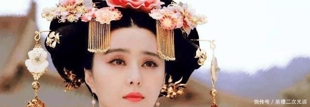 李显|武则天临终为什么让位于李显？其实是她发现了一个大秘密！