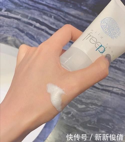 芙丽芳丝|有品位的女人不会跟风买护肤品,这几款性价比高,值得拥有