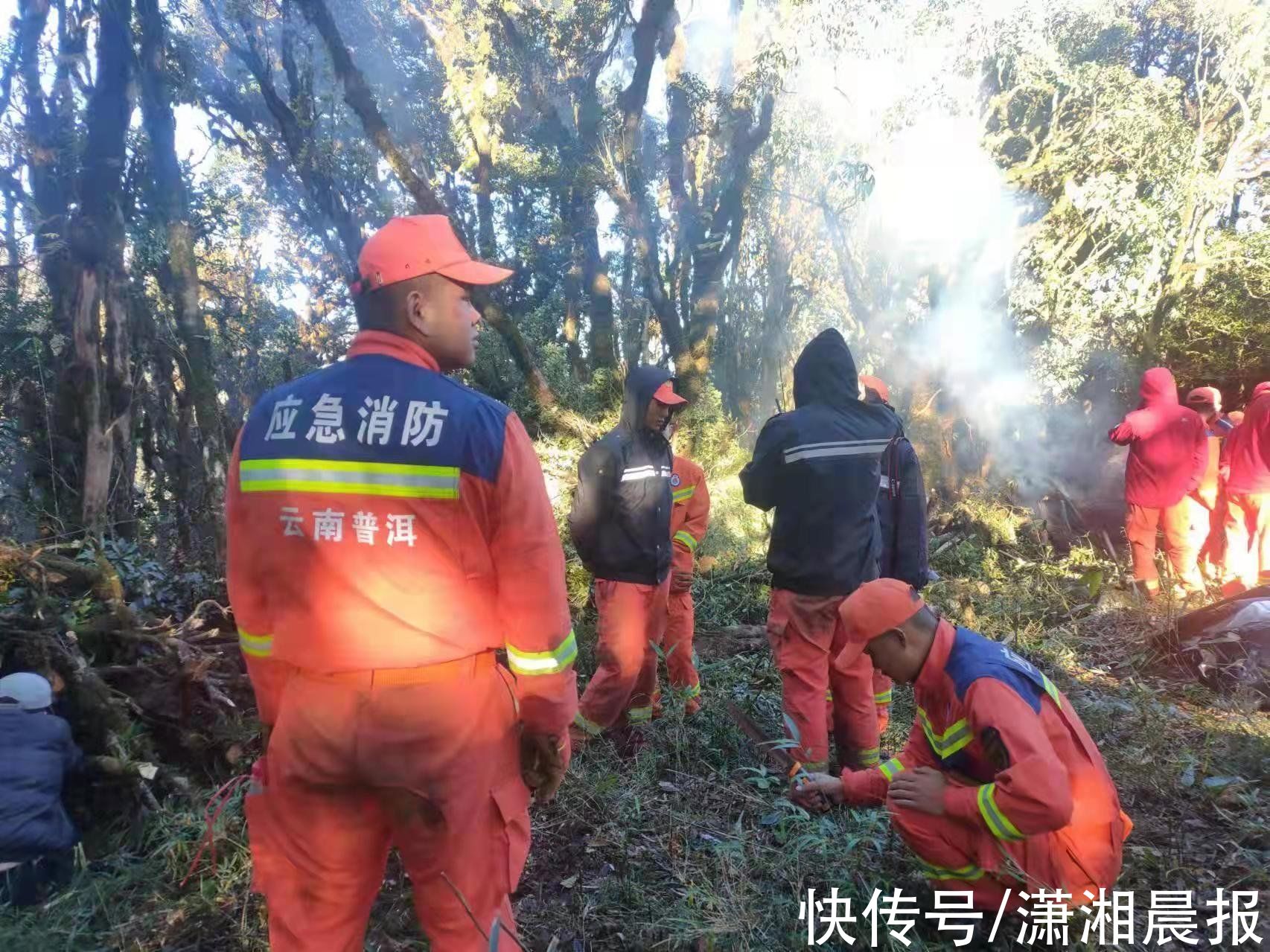 失联|4名地质队员失联第8天，每天50多人上山为搜救队伍送补给