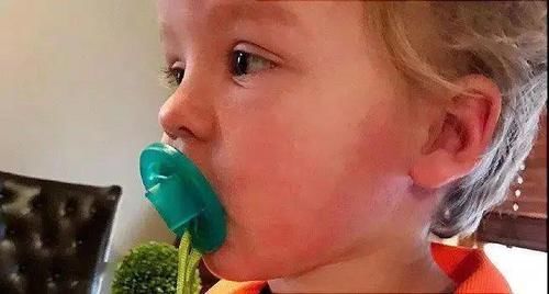 宝宝防晒比妈妈更重要！尤其是这个部位，大多数家长都忽略了