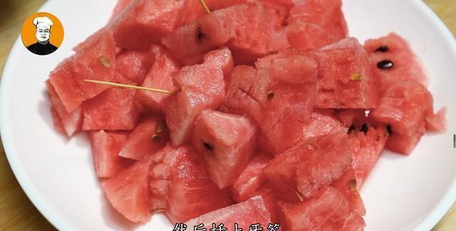 老刘|吃了30多年的西瓜，只服这3种切法，造型好看不脏手，简单又实用