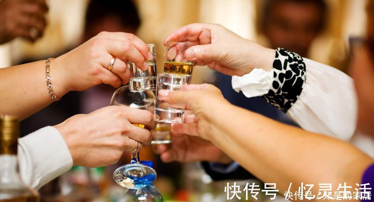 谨记|想养肝,须谨记:饭后“一不宜”,睡前“二不要”,肝会慢慢变好