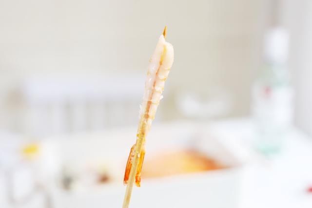 盐焗虾就是把虾放盐里焗？想要弹牙入味你需要这样做