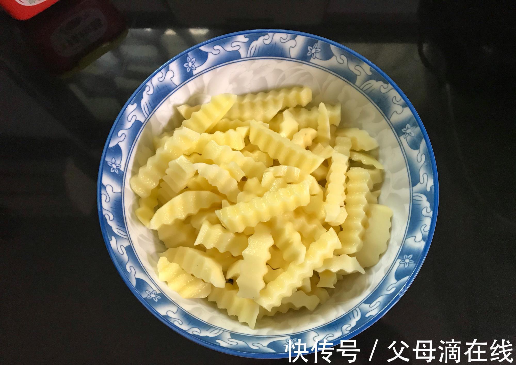 狼牙土豆|土豆不煎不炸,加料一拌,香辣开胃,解馋又顶饱,夏天吃太过瘾了