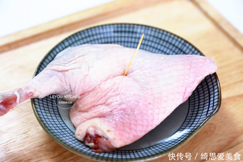 鸭腿|别买了,自家做的酱鸭比买的香,秋天吃润燥,价格比鸡肉还便宜