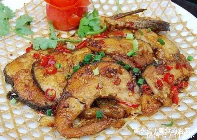 家常菜:酸豆角排骨,椒盐基围虾,香煎鱼排,蚝油凉粉