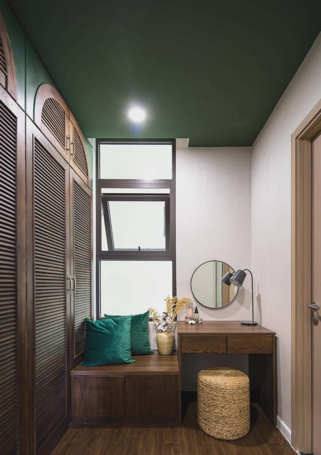 复古绿|78㎡装出2卧室+书房+衣帽间，并用复古绿填满，小户型值得借鉴