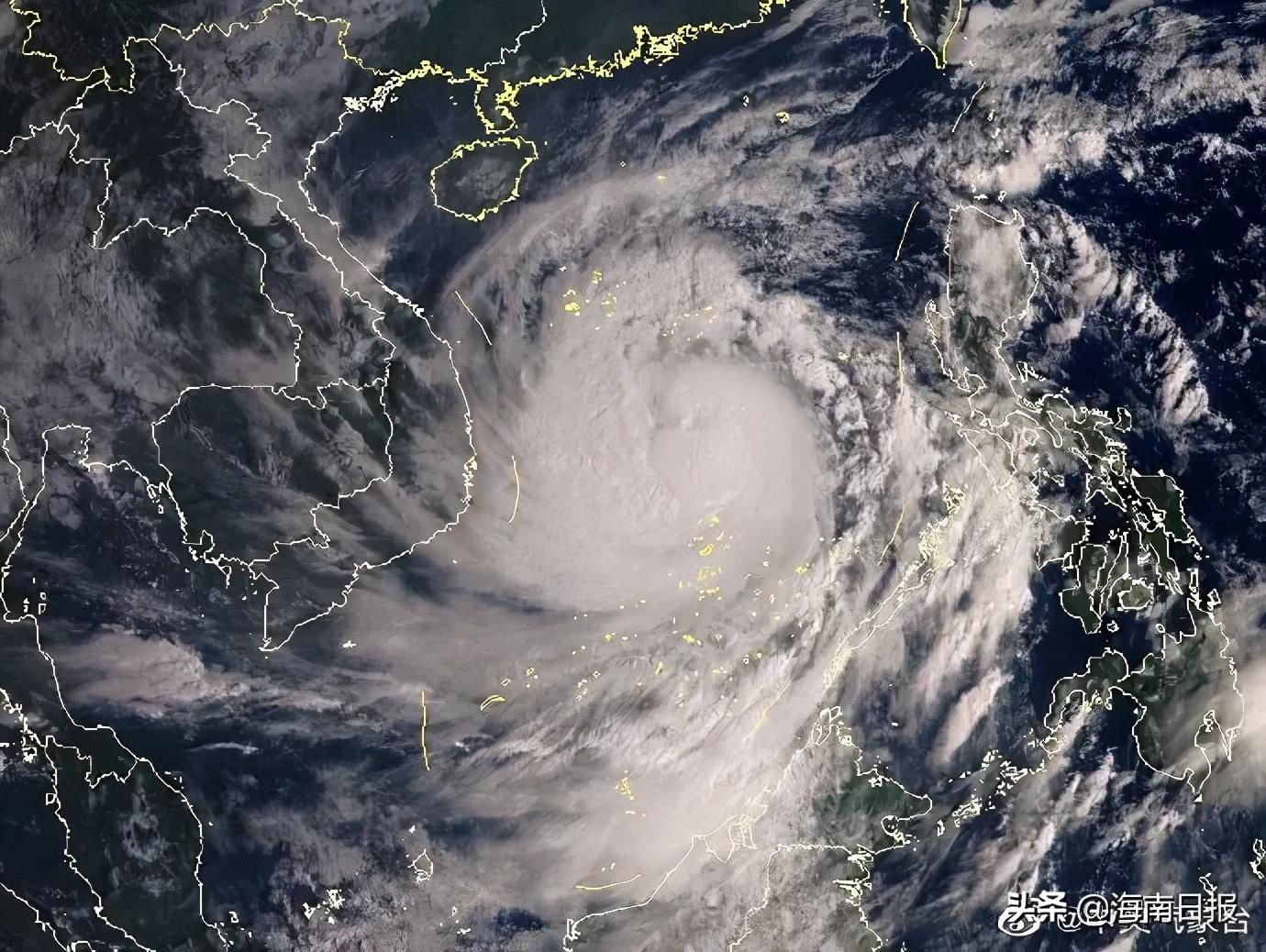 风王|“莫拉菲”加冕“风王”，海南多地今晚有大暴雨！新台风又将生成……