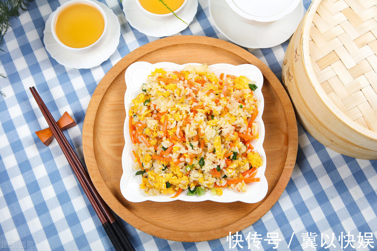 顺序|做蛋炒饭时,先炒米饭还是鸡蛋顺序很重要,做错了很难吃