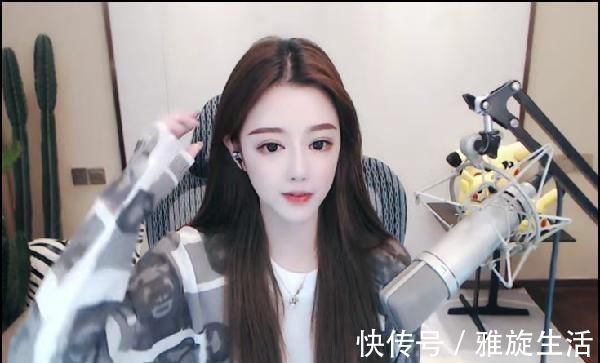 大冷门！哆哆数秒淘汰大哥狂刷 两大超级电母综合组对刚1445万票