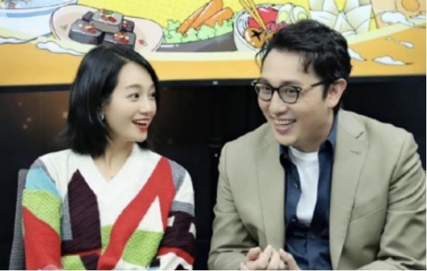 中国好声音|华少这是被降级了?变身新闻记者报道台风,稳重风格得到认可