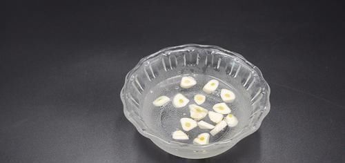 男性朋友|大蒜放进白醋里泡一泡,真是厉害,解决了很多男性朋友困扰的烦恼