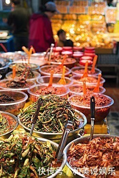 聪明人从不吃这4种东西,医生说“最脏”,没营养还损害健康!