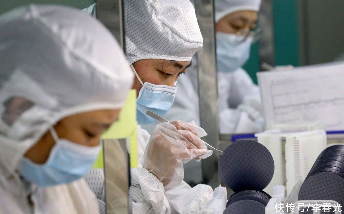 外媒|帮美国打压中国半导体，日本作茧自缚，外媒：十年后将被市场抛弃