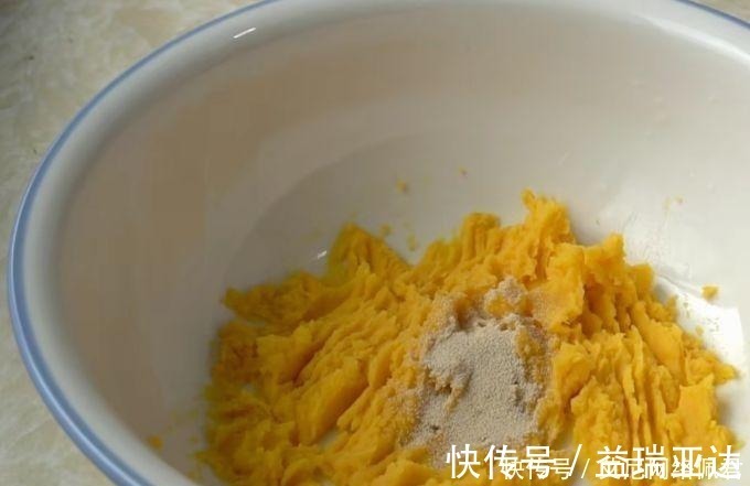 4g酵母|自从学会黄豆的这吃法，连豆浆都很少打，个个蓬松暄软，越嚼越香