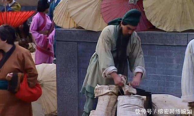 关羽|关羽卖枣张飞杀猪,没有人教他们武功,为何武功高强还是万人敌