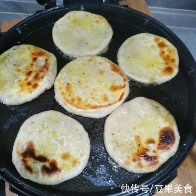  牛肉|最常吃的家常菜，还属牛肉馅饼最诱人