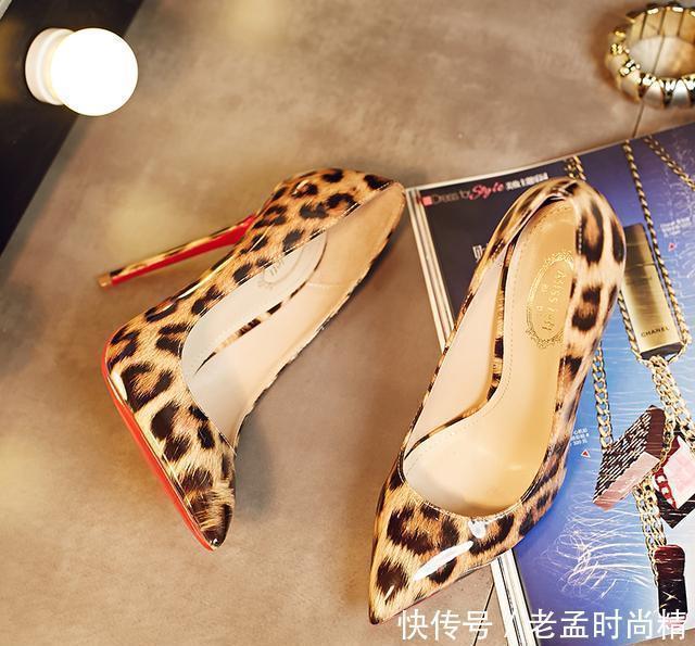 高跟鞋|身为女人的你,鞋柜里还是要备双高跟鞋,出席重要场合更优雅得体