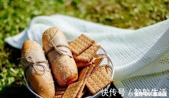 血糖|血糖高的人，此5种食物最好别吃，若可以坚持，可无忧