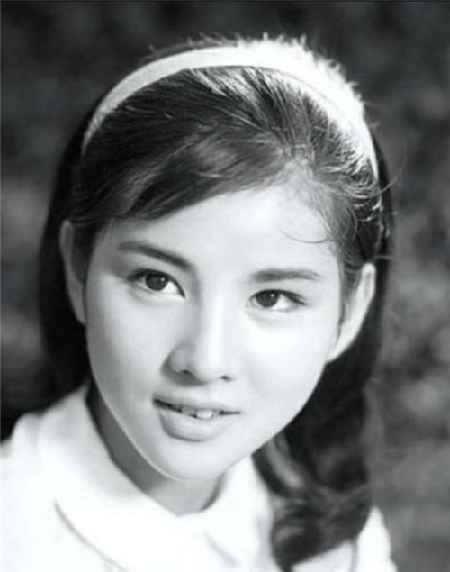 发现|郭沫若走后,妻子清理遗物时发现一张老照片,几天之后便自缢而亡