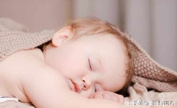 囫囵觉|夏季如何让宝宝安稳睡一整晚？爸妈抓好“3细节”，宝宝睡得香