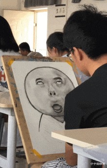 |搞笑GIF段子:找到板凳师傅,估计能把这做成一个开天锤