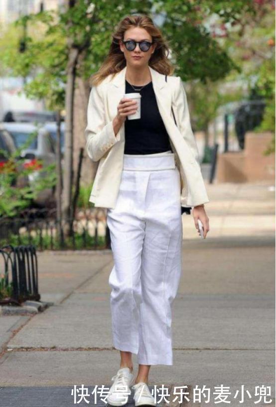 “时髦精”都在穿西装,不仅百搭还帅气,时尚达人抢着穿