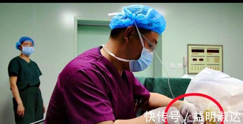 产房|95后孕妈分娩前没做功课，进入产房尴尬连连，捂脸不敢面对医生