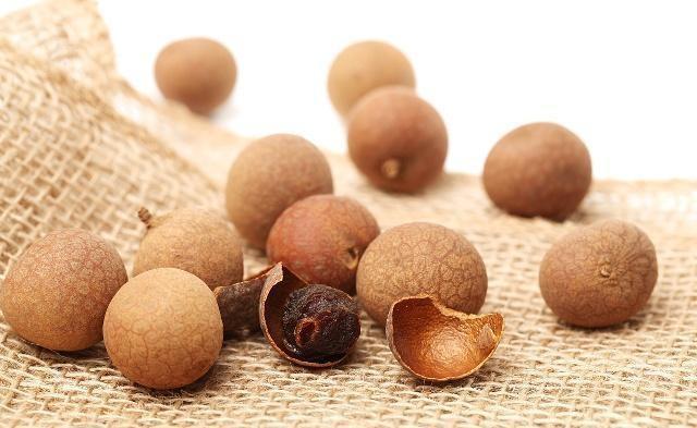 桂圆|睡眠是最好的“补药”睡不着的人,试着吃点它,或能睡得安稳