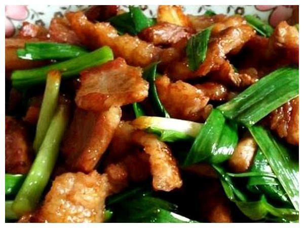 香飘满屋的几道家常菜，朋友吃得放不下筷子，香辣解馋下酒又下饭