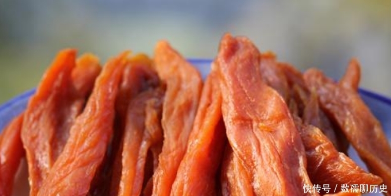 自制|自制红薯干,不用晒就能做,香甜有嚼劲,做一次吃半年,无添加!