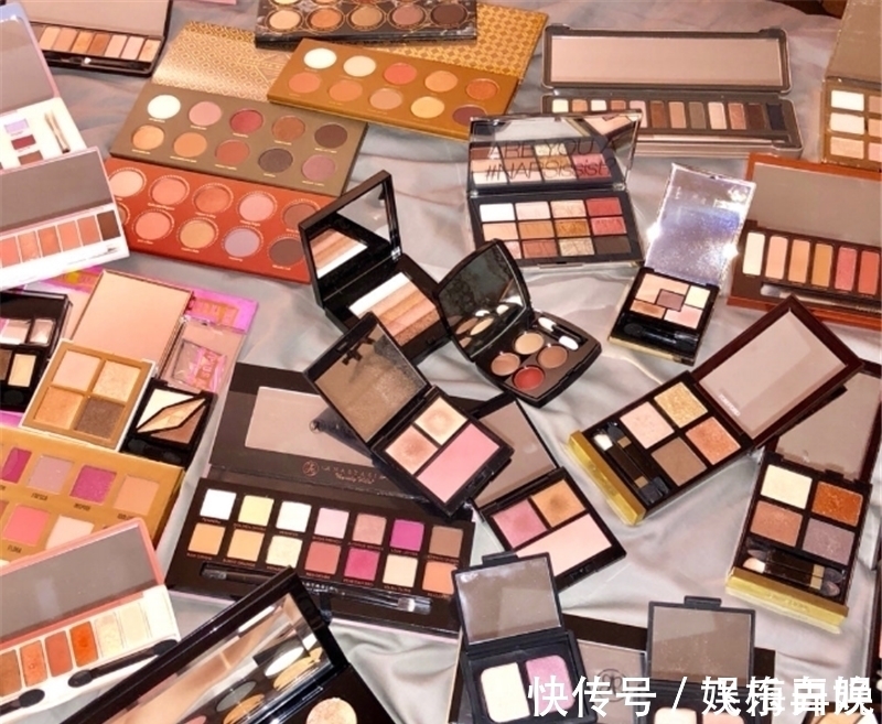 盘点 所谓联名彩妆，就是强强联合一起抢钱，彩妆限量盘点快来抱住