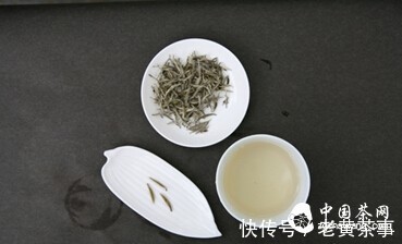 察颜观色,闻香尝味,懂品饮知品味