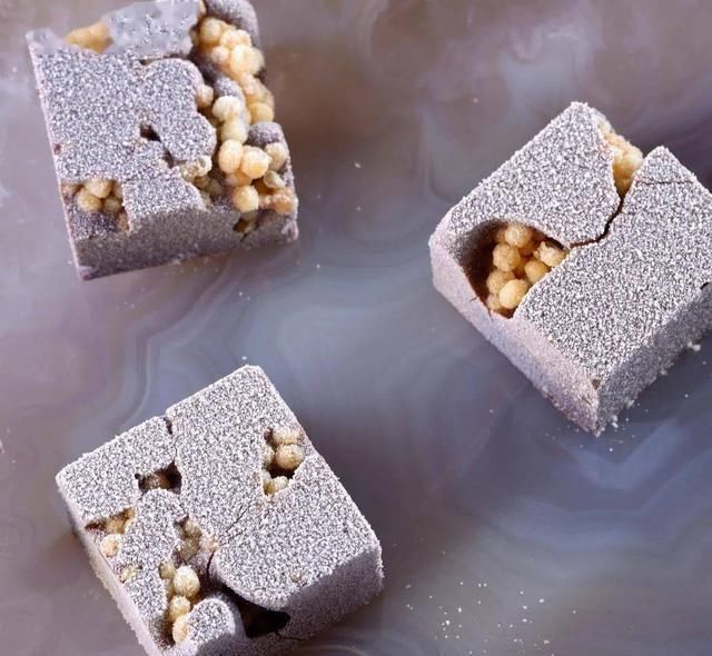  颜值|黑芝麻“玛德琳”——米其林三星酒店，颜值霸主级别的创意之作