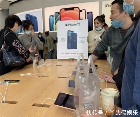 不到一周|iPhone12价格跌疯了？经销商：年年都“破发”，正常！