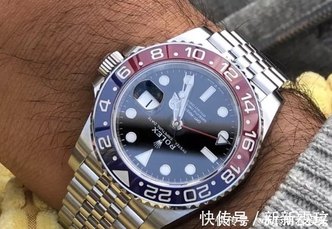 劳力士|红蓝碰撞,“毒”领风骚!戴上这样的劳力士腕表还会有别的奢求吗