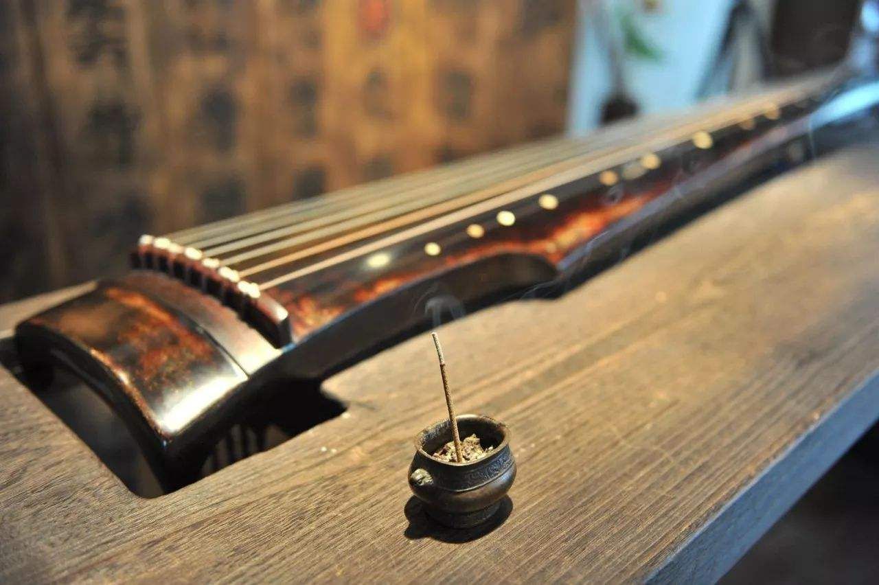 西方$为何中国文化不受外国欢迎？美版知乎高赞回答，依旧是西方式傲慢