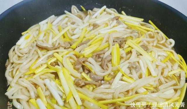 它是天然的“杀菌剂”,冬天要多吃,做成热汤面,美味营养好消化